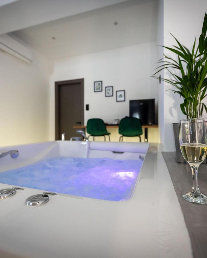 Frourio Lodge Α1 Lárisza Kültér fotó